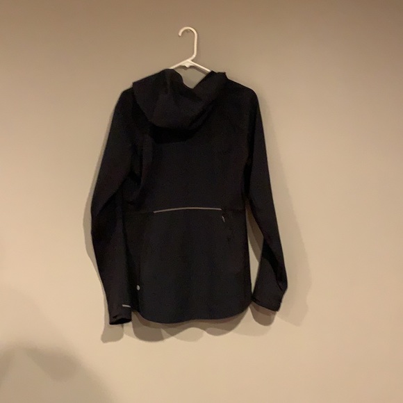 Lululemon jacket - Picture 3 of 3